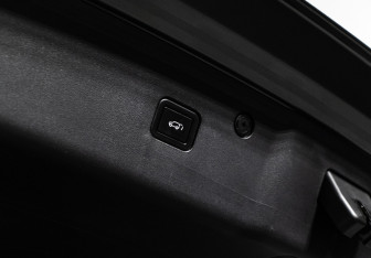 Подержанный автомобиль Changan UNI-K 2021 года (26 фото)