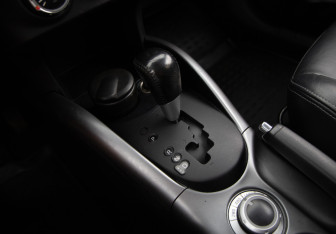 Подержанный автомобиль Mitsubishi Outlander 2011 года (14 фото)