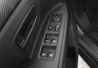 Подержанный автомобиль Mitsubishi Outlander 2016 года (17 фото)