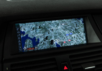Подержанный автомобиль BMW X5 2007 года (20 фото)