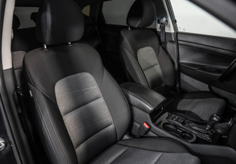 Подержанный автомобиль Hyundai Tucson 2019 года (21 фото)