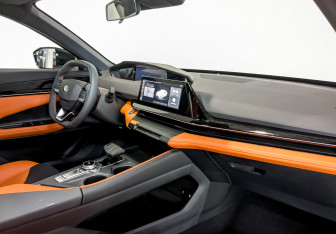 Новый Changan UNI-V 2024 (9 фото)