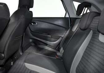 Подержанный автомобиль Renault Kaptur 2017 года (12 фото)