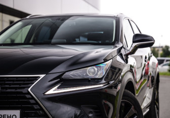 Подержанный автомобиль Lexus NX 2020 года (2 фото)