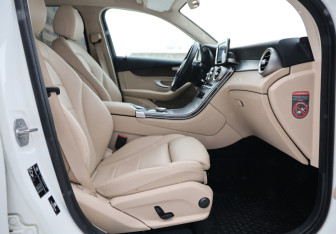 Подержанный автомобиль Mercedes-Benz GLC Coupe 2016 года (24 фото)