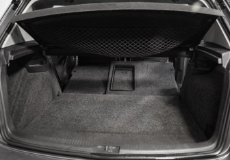 Подержанный автомобиль Volkswagen Golf Hatchback 2009 года (27 фото)