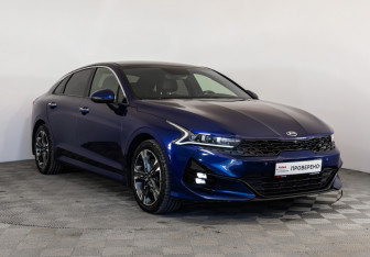 Подержанный автомобиль Kia K5 2021 года (3 фото)