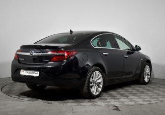 Подержанный автомобиль Opel Insignia Liftback 2013 года (5 фото)