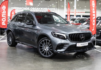 Подержанный автомобиль Mercedes-Benz GLC AMG 2016 года (5 фото)