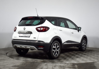 Подержанный автомобиль Renault Kaptur 2017 года (5 фото)