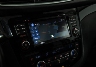 Подержанный автомобиль Nissan Qashqai 2014 года (16 фото)