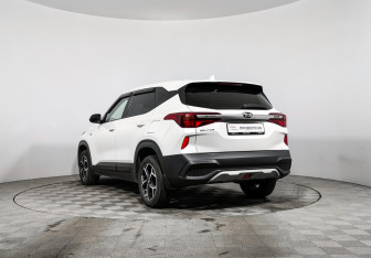Подержанный автомобиль Kia Seltos 2020 года (7 фото)