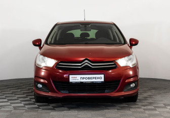 Подержанный автомобиль Citroen C4 Hatchback 2012 года (2 фото)