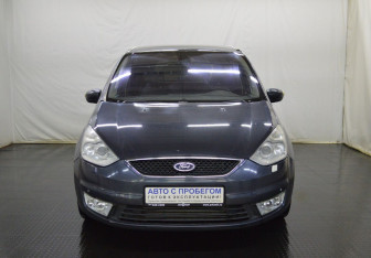 Подержанный автомобиль Ford Galaxy 2006 года (2 фото)
