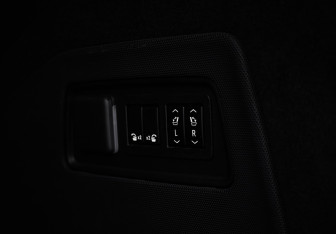 Подержанный автомобиль Cadillac Escalade Suv 2021 года (36 фото)