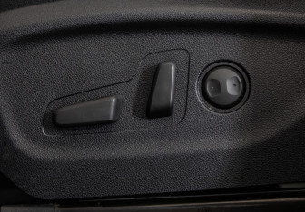 Подержанный автомобиль Kia Sorento 2018 года (25 фото)