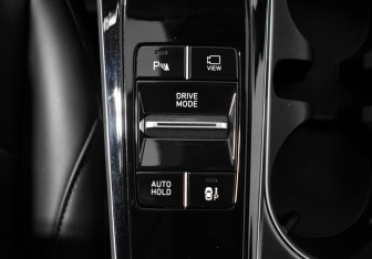 Подержанный автомобиль Hyundai Sonata 2020 года (12 фото)