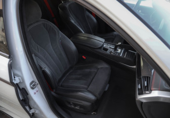 Подержанный автомобиль BMW X6 2019 года (30 фото)