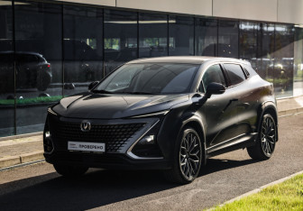 Подержанный автомобиль Changan UNI-T 2023 года (3 фото)