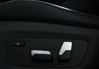 Подержанный автомобиль BMW X3 2019 года (18 фото)