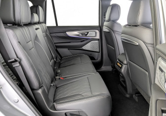 Новый GAC GS8 2025 (12 фото)