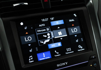 Подержанный автомобиль Ford Mondeo Sedan 2018 года (15 фото)