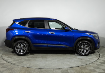 Подержанный автомобиль Kia Seltos 2021 года (4 фото)