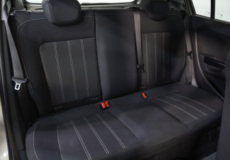 Подержанный автомобиль Opel Corsa 2013 года (22 фото)