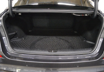 Подержанный автомобиль Kia Optima Sedan 2019 года (18 фото)