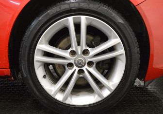 Подержанный автомобиль Opel Insignia Wagon 2012 года (9 фото)