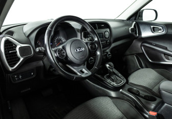 Подержанный автомобиль Kia Soul 2020 года (11 фото)