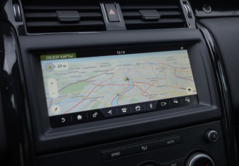 Подержанный автомобиль Land Rover Discovery 2019 года (20 фото)