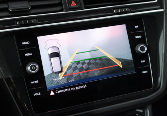 Подержанный автомобиль Volkswagen Tiguan 2019 года (15 фото)