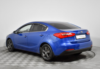 Подержанный автомобиль Kia Cerato Sedan 2014 года (7 фото)