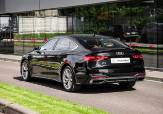Подержанный автомобиль Audi A5 Liftback 2020 года (8 фото)