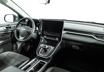 Подержанный автомобиль Haval M6 2023 года (9 фото)