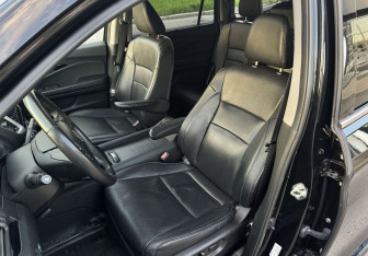 Подержанный автомобиль Honda Pilot 2017 года (26 фото)
