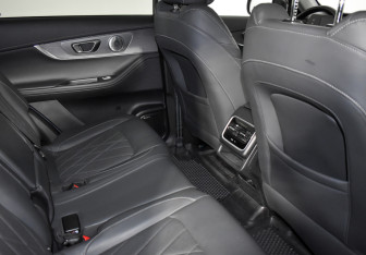 Подержанный автомобиль Chery Tiggo 8 Pro Max 2023 года (15 фото)