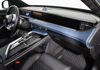 Подержанный автомобиль Voyah Free 2023 года (14 фото)