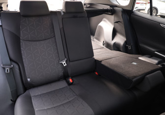 Подержанный автомобиль Toyota RAV4 2022 года (26 фото)
