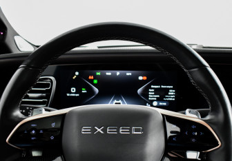 Подержанный автомобиль Exeed VX 2023 года (17 фото)
