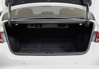 Подержанный автомобиль Kia Optima Sedan 2018 года (32 фото)