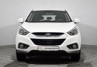 Подержанный автомобиль Hyundai ix35 2014 года (2 фото)