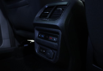 Подержанный автомобиль Volkswagen Tiguan 2018 года (21 фото)