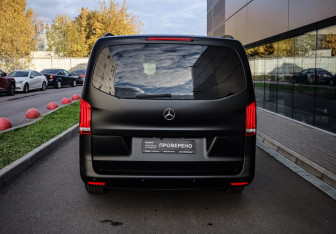 Подержанный автомобиль Mercedes-Benz Vito 2016 года (5 фото)