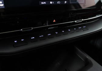 Подержанный автомобиль Changan CS55PLUS 2024 года (20 фото)