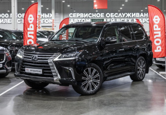 Подержанный автомобиль Lexus LX 2016 года (1 фото)