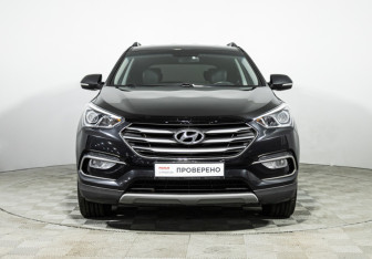 Подержанный автомобиль Hyundai Santa Fe 2017 года (2 фото)