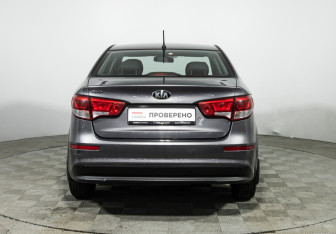 Подержанный автомобиль Kia Rio Sedan 2015 года (6 фото)