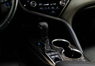 Подержанный автомобиль Toyota Camry Sedan 2020 года (18 фото)